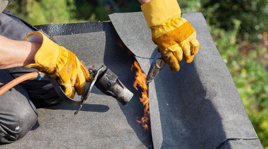 Professional gutter cleaning in Cambridge, ID
